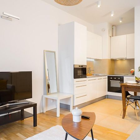 P&O Serviced Apartments Rydygiera Варшава Екстериор снимка